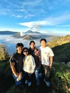 แพ็กเกจ ทัวร์ Bromo น้ำ ตก Tumpak Sewu 3 วัน 2 คืน แพ็กเกจ ทัวร์ Bromo น้ำ ตก Tumpak Sewu 3 วัน 2 คืน